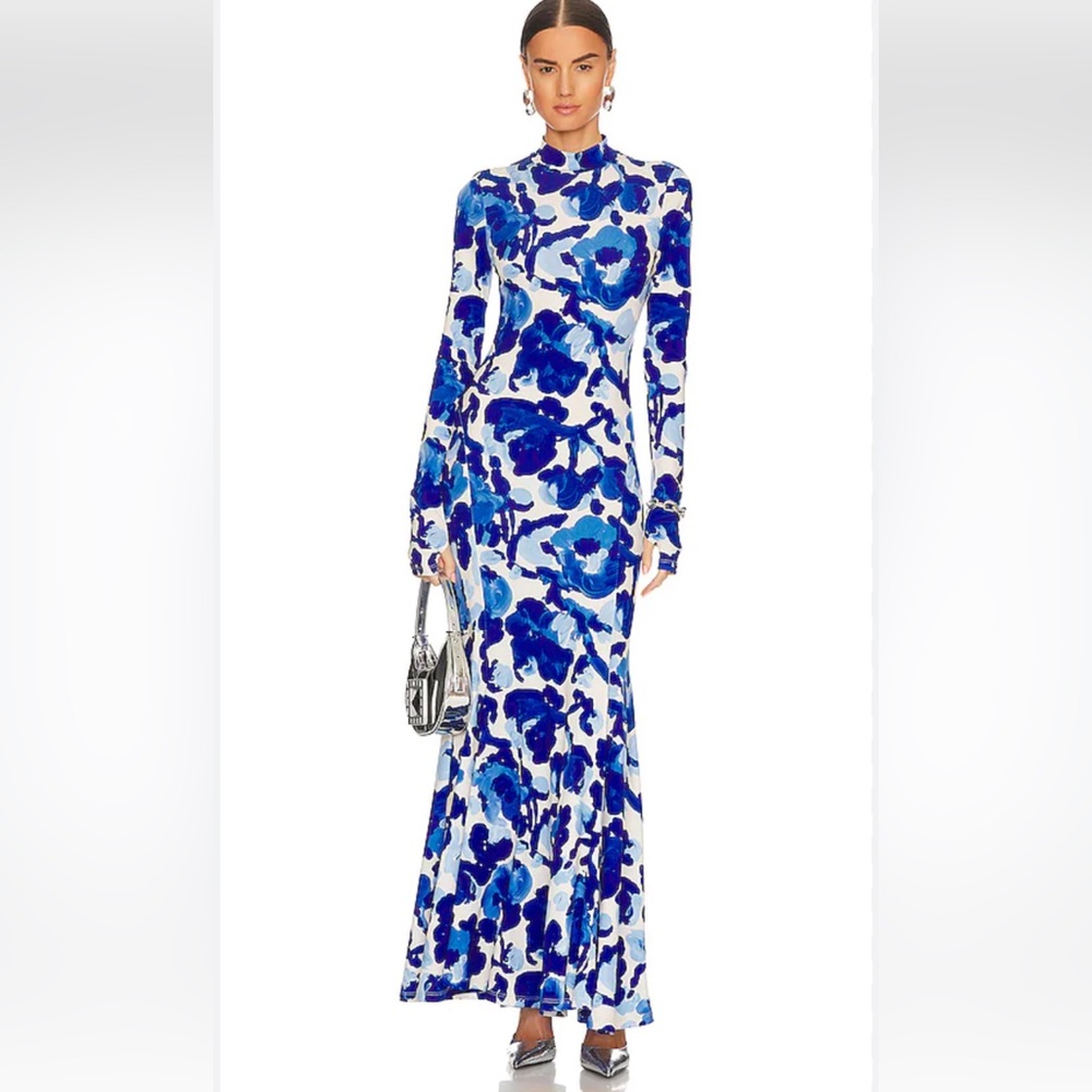 Essentiel Antwerp. Size 1.